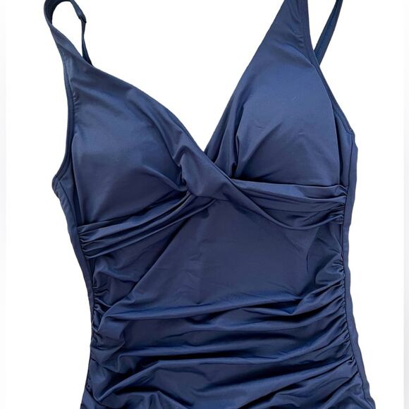 NWOT Women’s Sea Level Eco Essentials Cross Front One Piece Navy Swimsuit - Sz 8 - Picture 6 of 8